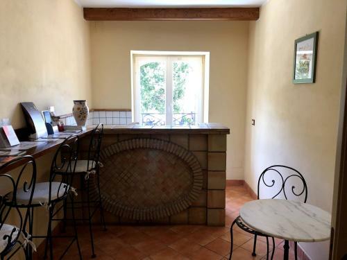 Apollo B&B
