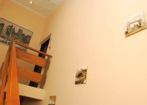 Palais Royale Hotel & Suites