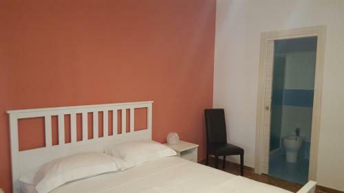 Bed & Breakfast Dreams Room