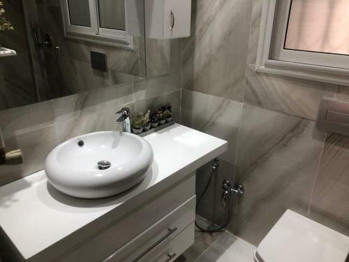 Villa S+3 Avec Piscine La Marsa