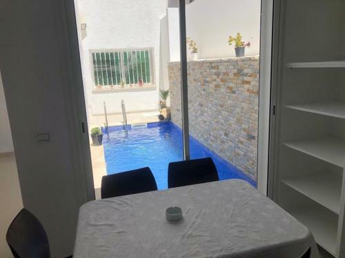 Villa S+3 Avec Piscine La Marsa