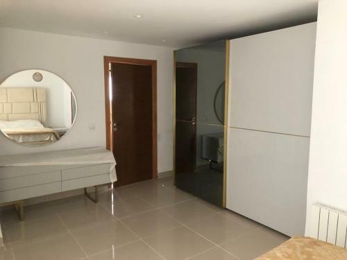 Villa S+3 Avec Piscine La Marsa