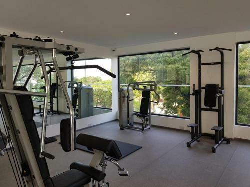Two Bedroom Duplex Apartment At Embassy Gardens