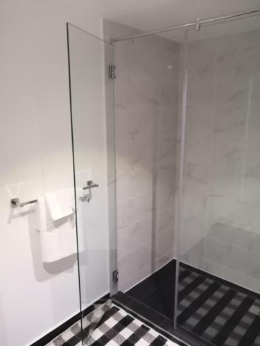 Two Bedroom Duplex Apartment At Embassy Gardens