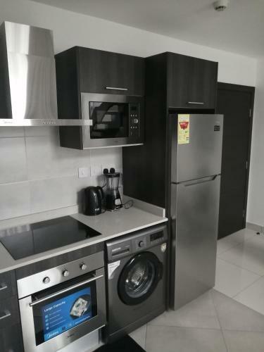 Two Bedroom Duplex Apartment At Embassy Gardens