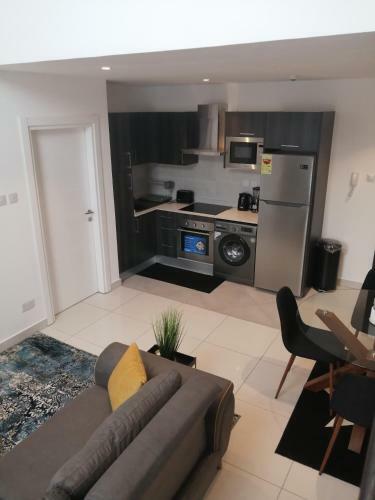 Two Bedroom Duplex Apartment At Embassy Gardens