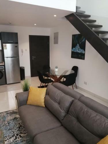Two Bedroom Duplex Apartment At Embassy Gardens