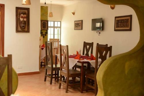 Bed & Breakfast Parachichi House Bnb