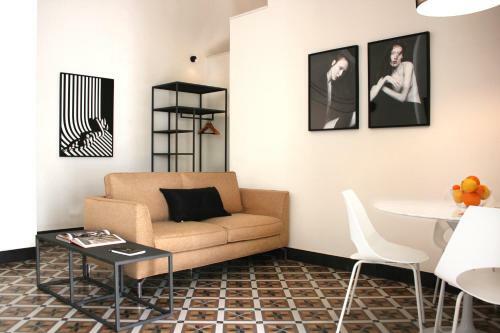Isabella Di Castiglia Apartments