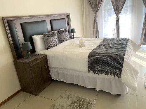 Hostal Brackendowns Guest Star