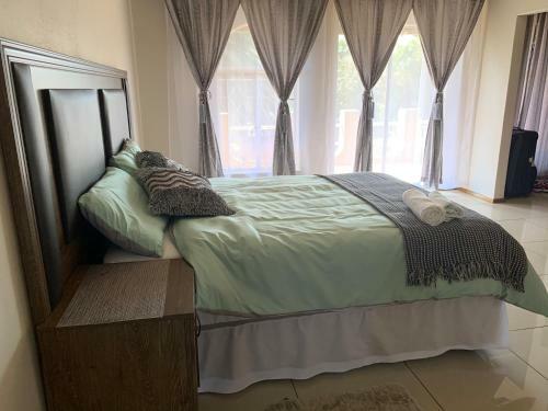 Hostal Brackendowns Guest Star