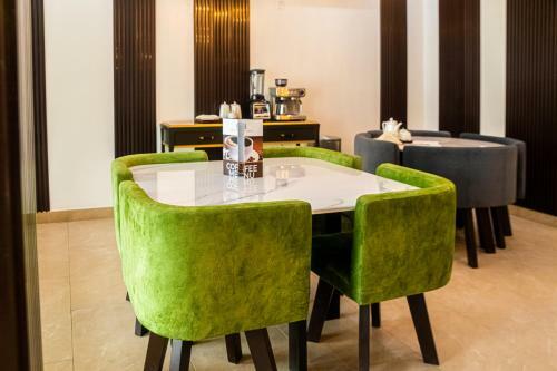 Isglo Hotels Ikoyi