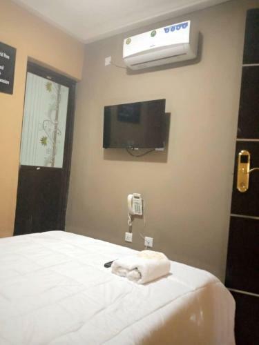 Keqs Hotel