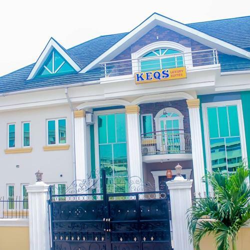 Keqs Hotel