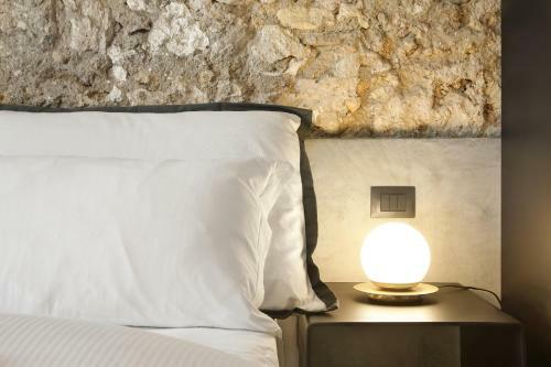 Hostal Isonzo Suites