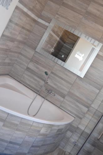 Hostal Sondela Bed & Breakfast