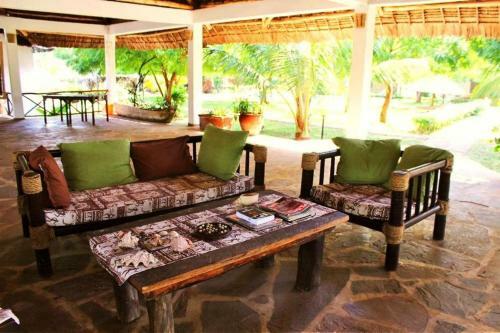Bed & Breakfast Watamu Eco Villas