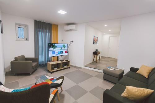 New Apartment With Patio