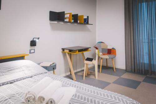 Double Bedroom Apartment Across Ortigia