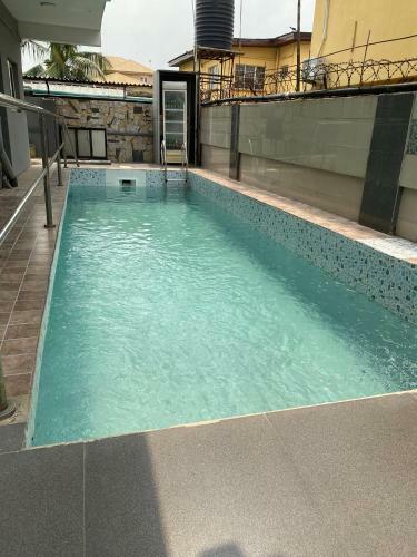 Posh Luxury Apartments Ikeja