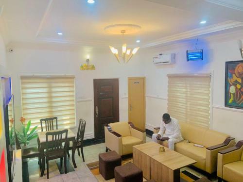 Lovely 3 Bedroom Duplex Apartment