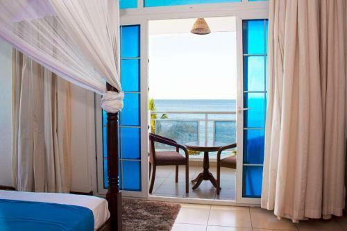 Stay.plus Almasi Beachfront Apartments