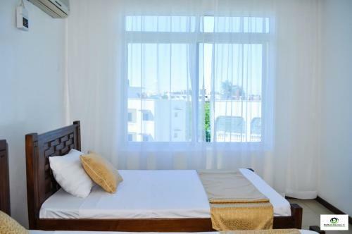 Stay.plus Almasi Beachfront Apartments