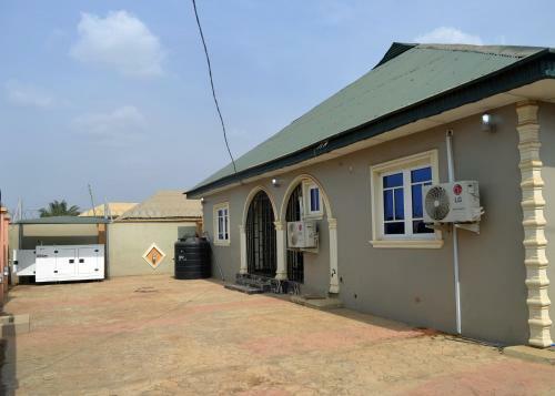 3 Bedroom Shortlet Apartment