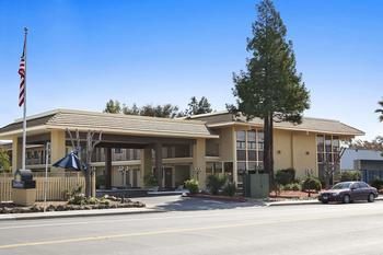 Motel Days Inn Gilroy