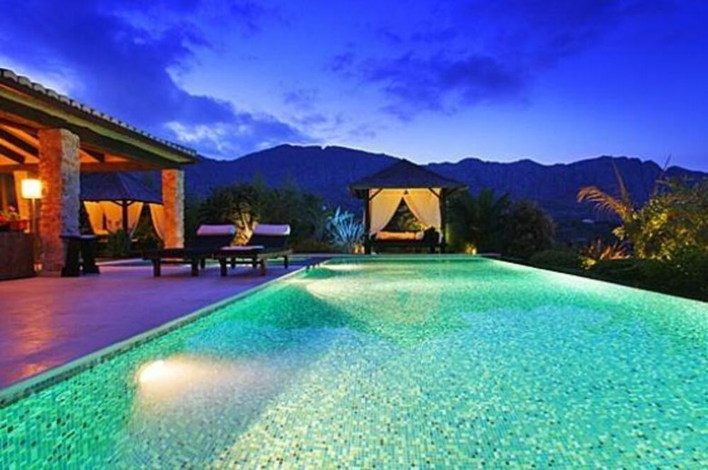 Villa Los Drossos 10 Pax