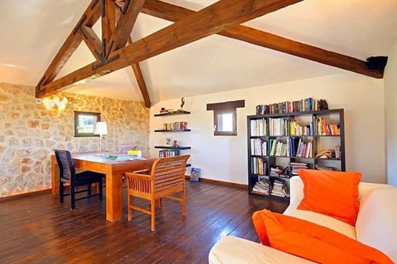 Villa Los Drossos 10 Pax