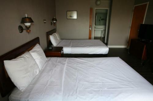 Motel Cape Breton Causeway Inn