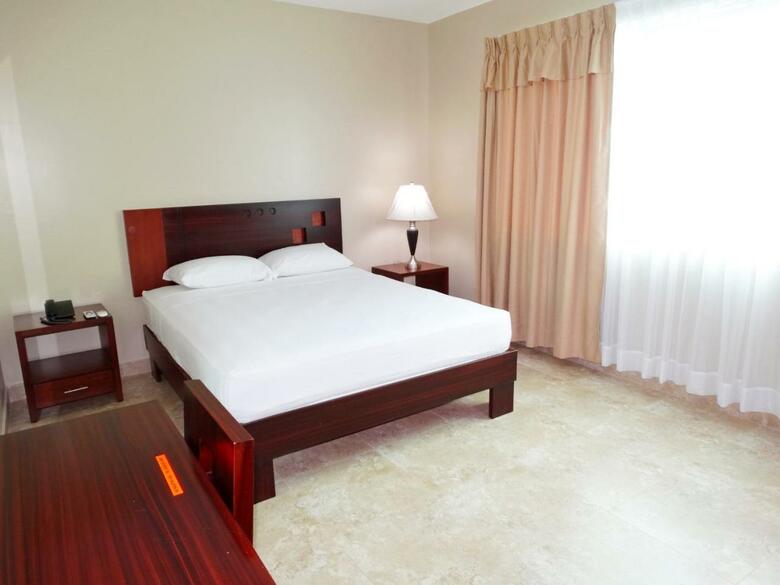 Hotel Marvento Suites