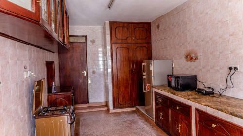 Villa Modern Spacious Home Near National Park And Malls