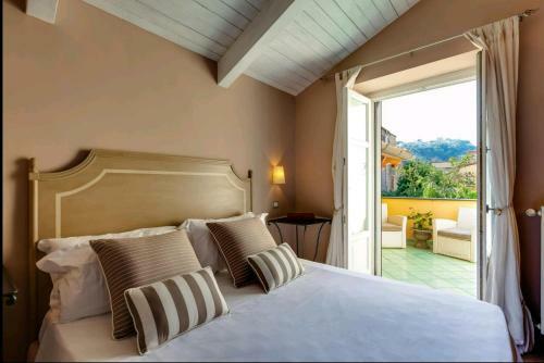Apartamento "maison De Charme In Tasso Square"