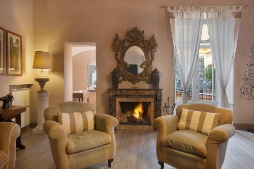 Apartamento "maison De Charme In Tasso Square"