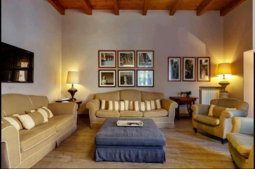 Apartamento "maison De Charme In Tasso Square"