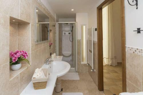 Sara Luxury Apartament