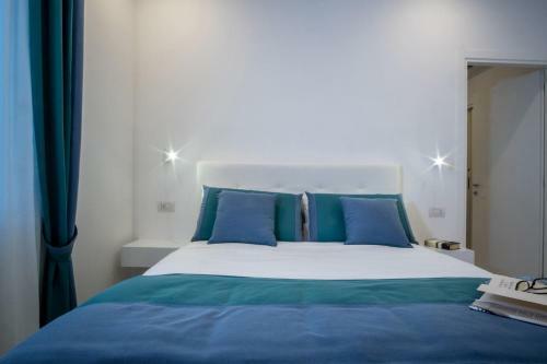 Leone Rosso Apartments