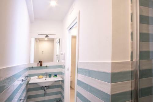 Leone Rosso Apartments
