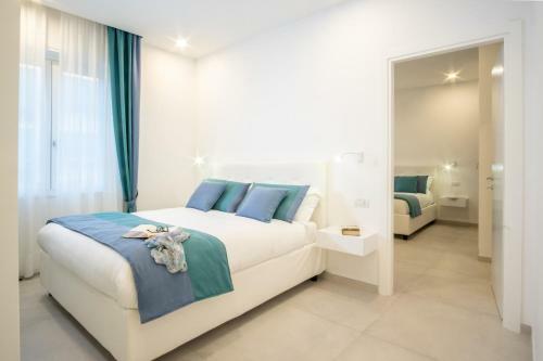 Leone Rosso Apartments