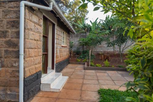 Hostal Celio Jardine Lavington