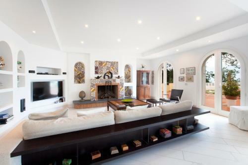 Exclusive Luxury Villa With Pool And Spa