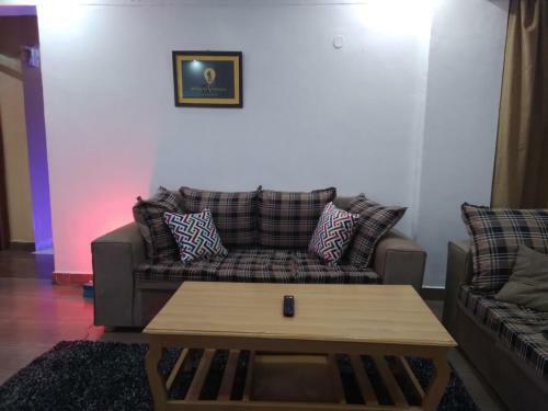 Apartamento Ngures Hub Guest House @gee Creatives