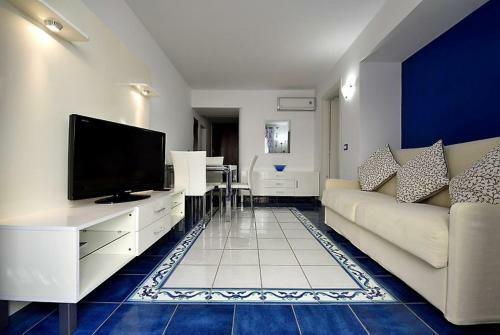 Sunshine House