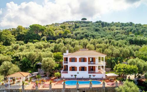 Villa Sara Sea View Pool