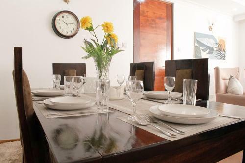 Apartamento Sebuleni Riverside By Edmor Suites