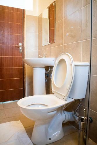 Apartamento Sebuleni Riverside By Edmor Suites