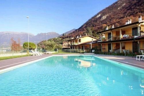 Iseo Lake Apartment