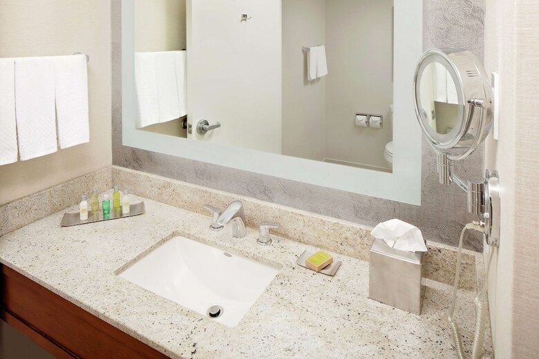Doubletree By Hilton Hotel South Bend